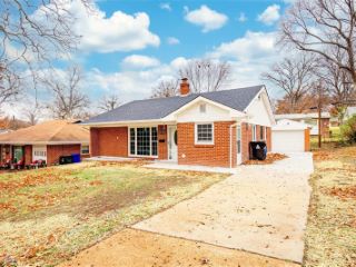 Foreclosed Home - 7337 LYNN AVE, 63130