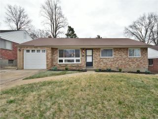 Foreclosed Home - 1008 CHARTRES AVE, 63132