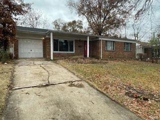 Foreclosed Home - 8646 SPOON DR, 63132