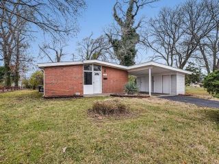 Foreclosed Home - 8366 JANUARY AVE, 63134