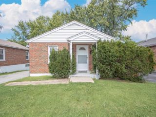 Foreclosed Home - 9117 TUTWILER AVE, 63134