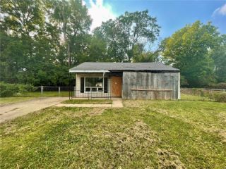 Foreclosed Home - 6241 LANGDON CT, 63134