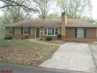 Foreclosed Home - 15 COLCHESTER DR, 63135