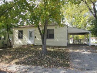 Foreclosed Home - 401 PLAZA AVE, 63135