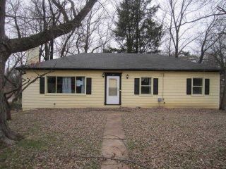 Foreclosed Home - 327 WEDGE DR, 63135