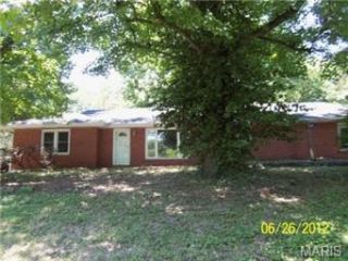 Foreclosed Home - 1246 KROEGER DR, 63135