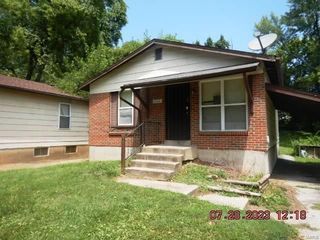Foreclosed Home - 7439 BLANDING DR, 63135