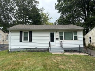 Foreclosed Home - 717 ROBERT AVE, 63135