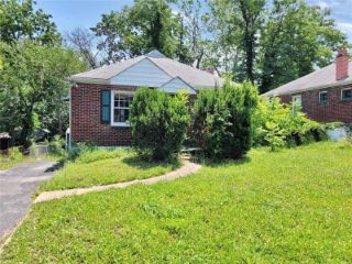 Foreclosed Home - 5212 FLETCHER ST, 63136