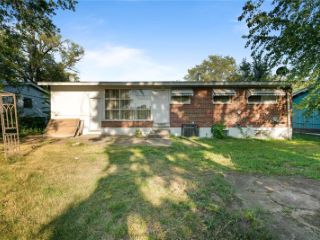 Foreclosed Home - 10241 VISCOUNT DR, 63136