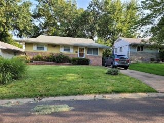 Foreclosed Home - 229 RODERICK DR, 63137