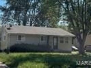 Foreclosed Home - 10736 SPRING GARDEN DR, 63137