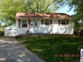 Foreclosed Home - 10605 DUNKELD CIR, 63137