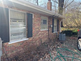 Foreclosed Home - 635 SE CHAMBERS RD, 63137