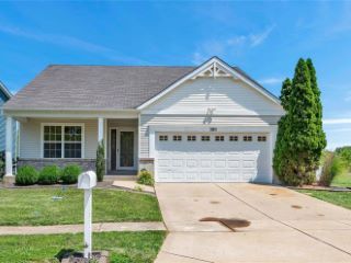 Foreclosed Home - 10911 BELLEFONTAINE ESTATES CT, 63137