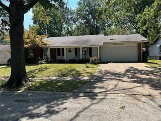 Foreclosed Home - 1438 HAVILAND DR, 63137