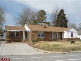 Foreclosed Home - 12217 BENHAM RD, 63138