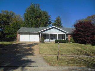 Foreclosed Home - 1933 ARROWPOINT DR, 63138