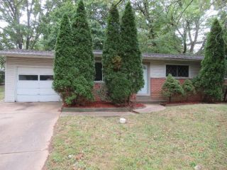 Foreclosed Home - 11660 Herefordshire Dr, 63138