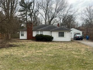 Foreclosed Home - 1502 TRAMPE AVE, 63138