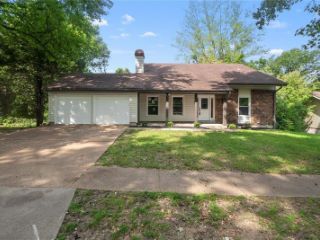 Foreclosed Home - 12505 WOODSTREAM DR, 63138
