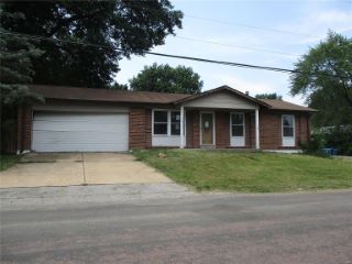 Foreclosed Home - 12015 MENDOZA AVE, 63138