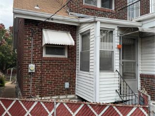 Foreclosed Home - 3141 CLIFTON AVE, 63139