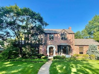 Foreclosed Home - List 100880171