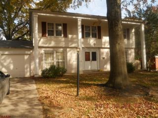 Foreclosed Home - 1506 WATER WOOD LN, 63146