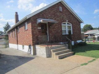 Foreclosed Home - 5911 RIVERVIEW BLVD, 63147