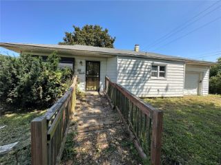 Foreclosed Home - 610 FREMONT AVE, 63147