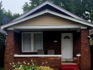 Foreclosed Home - 1652 MCLARAN AVE, 63147