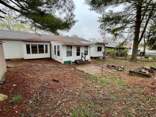 Foreclosed Home - 3614 WESTPORT DR, 63303