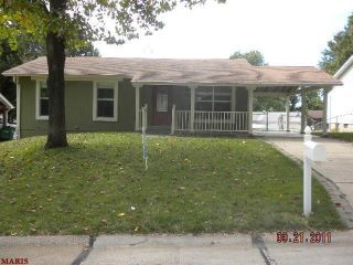 Foreclosed Home - 1415 SAINT THERESA LN # L, 63304