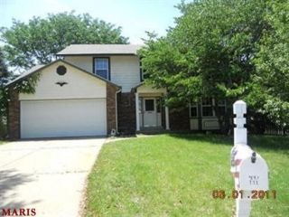 Foreclosed Home - 111 CHRISTINE CAY CT, 63304