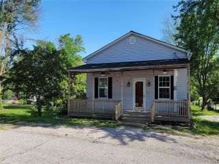 Foreclosed Home - 136 ALMELING ST, 63365