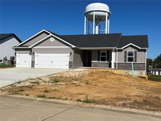 Foreclosed Home - 416 MEADOW SPRING DR, 63379