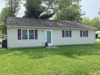 Foreclosed Home - 401 S WALNUT ST, 63382