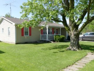 Foreclosed Home - 214 W WALSH BLVD, 63382