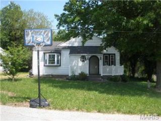 Foreclosed Home - 208 S EAST ST, 63383