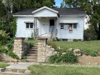 Foreclosed Home - 2010 SPRUCE ST, 63401