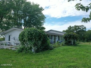 Foreclosed Home - 11215 STATE HWY N, 63535
