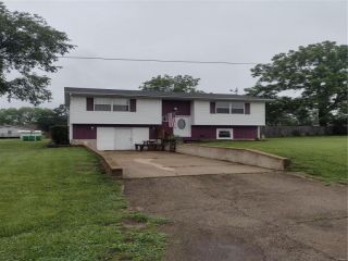 Foreclosed Home - 103 S CANTWELL LN, 63601