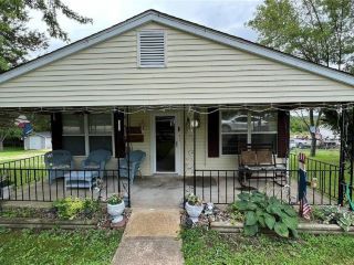 Foreclosed Home - 604 NEWCOMER LN, 63601
