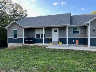 Foreclosed Home - 1015 CHESTNUT ACRES LN, 63640