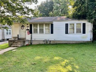 Foreclosed Home - 1116 N FREDERICK ST, 63701