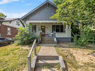 Foreclosed Home - 303 S HANOVER ST, 63703