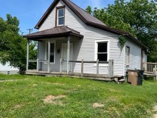 Foreclosed Home - 500 LOUIS ST, 63703