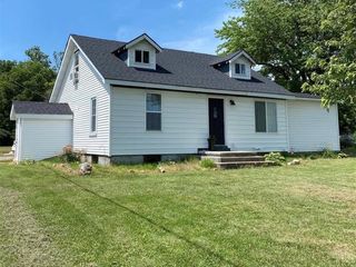 Foreclosed Home - 1515 STATE HWY E, 63736