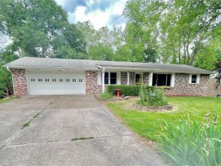 Foreclosed Home - 842 STRAWBERRY LN, 63755